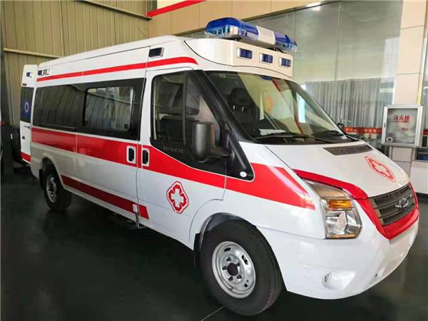 犍为县福特V362救护车